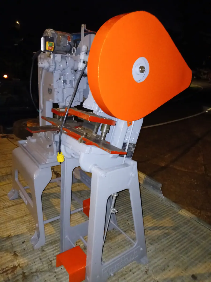 Industrial press equipment