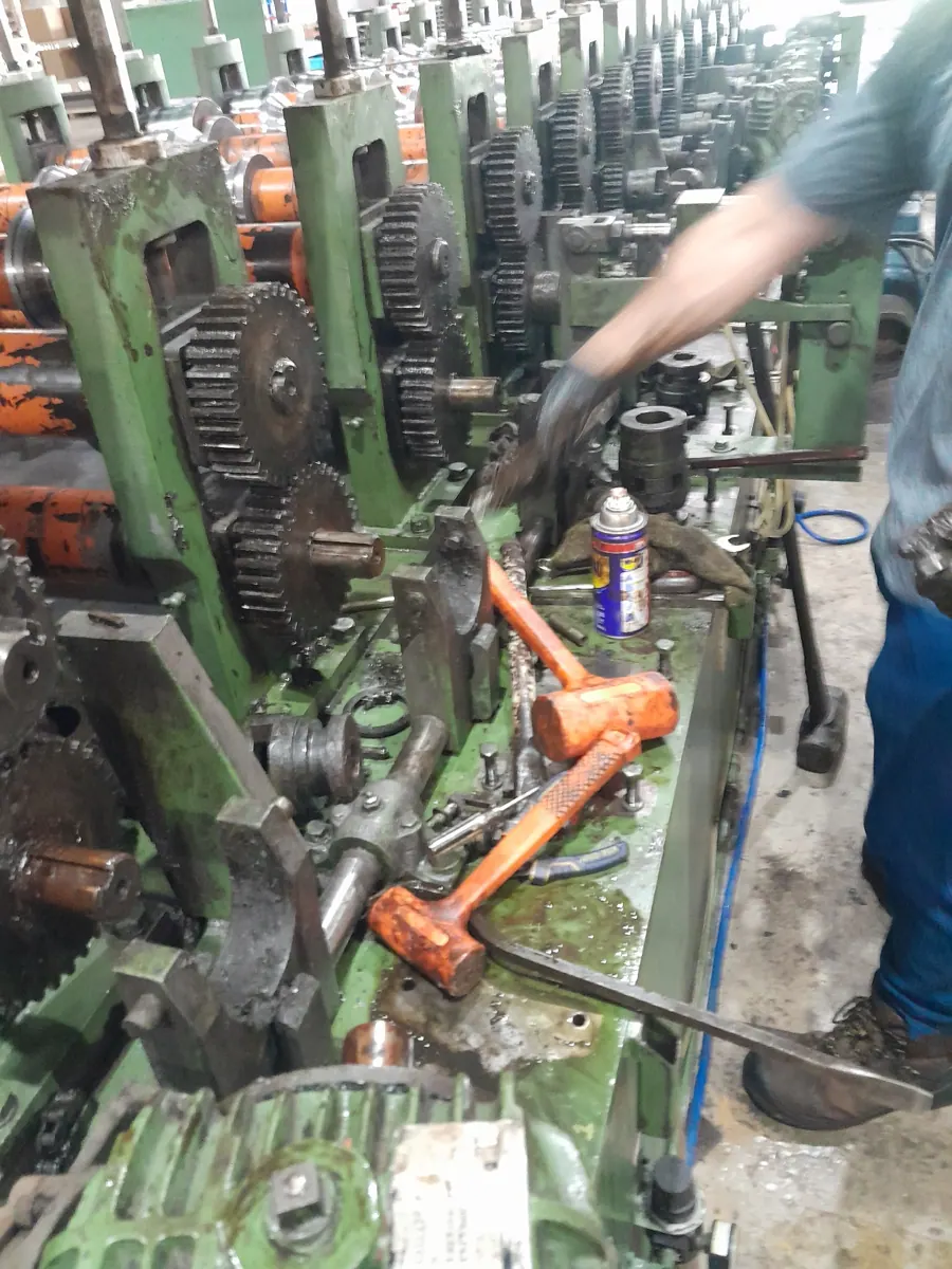 Industrial machine service